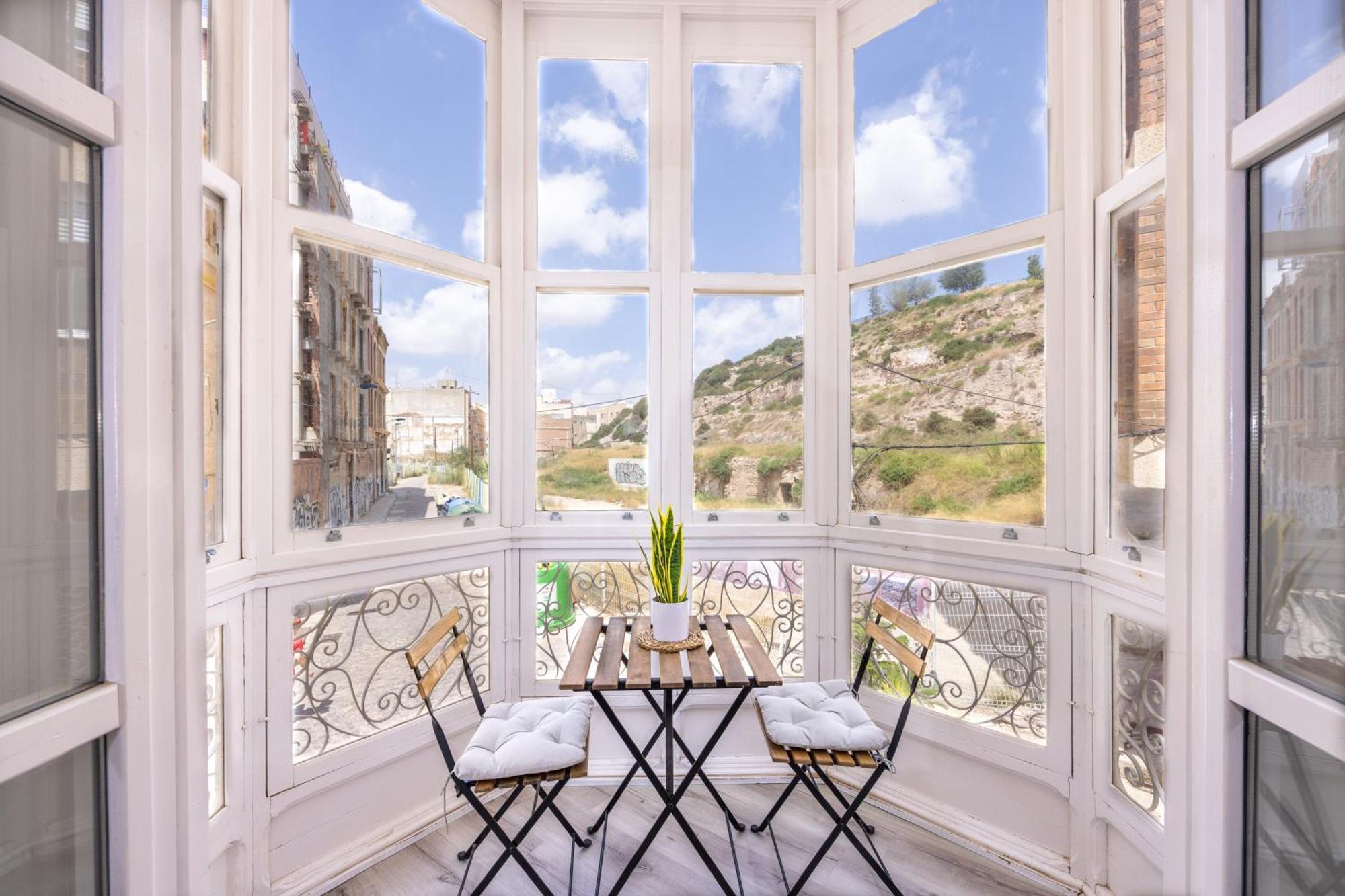 Apartamentos Turisticos Gran Via By Cartagenaspain מראה חיצוני תמונה
