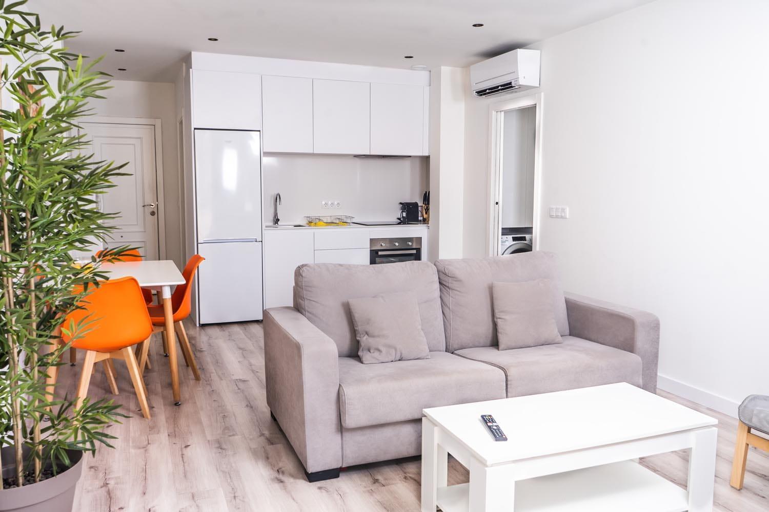 Apartamentos Turisticos Gran Via By Cartagenaspain מראה חיצוני תמונה