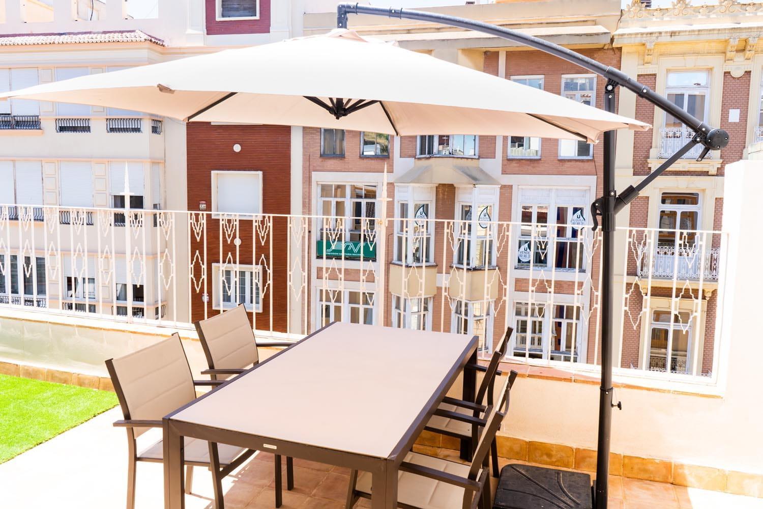 Apartamentos Turisticos Gran Via By Cartagenaspain מראה חיצוני תמונה