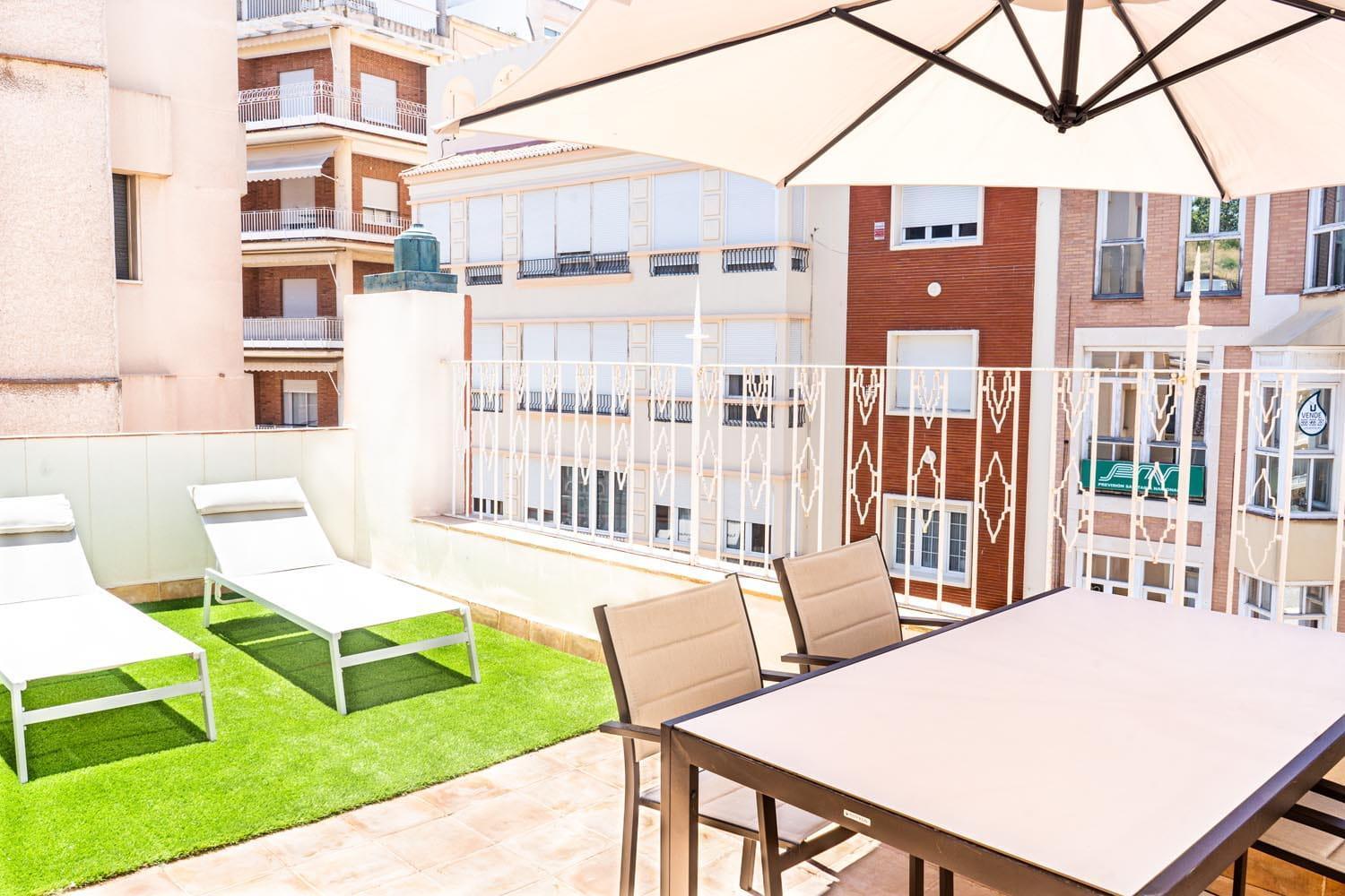 Apartamentos Turisticos Gran Via By Cartagenaspain מראה חיצוני תמונה